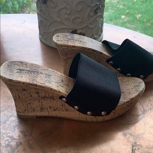 NWOB Arizona cork wedges